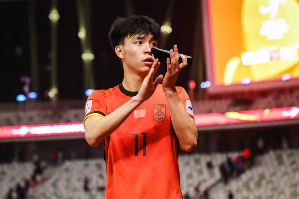 7位进入U20亚洲杯的球员跳班入选U22国足：王钰栋、蒯纪闻在列