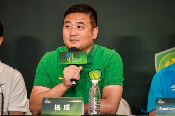 杨璞：足球融入西班经纪东说念主生存中，但在中国可能没那么被东说念主所怜爱