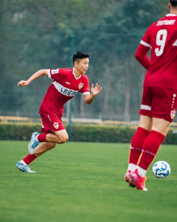 斯图加特U19小将谢初筠：但愿能拿到办事协议 入选国青仅仅个运行