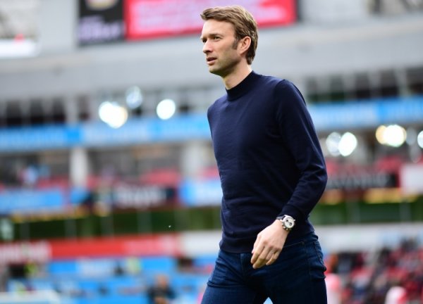 药厂总监：咱们正处于坚苦技巧，如今药厂不是拜仁的追逐者了