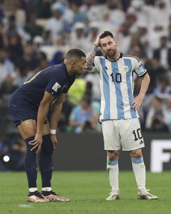 上届冠亚军再交锋？阿媒：来岁3月热身赛阿根廷可能与法邦交手！