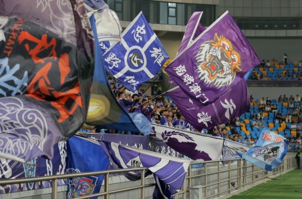 天津市足协发布津门虎vs申花文雅不雅赛倡议：尊重包容、感性抒发