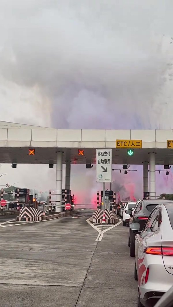 黄希扬：中超，重庆又追想了！完成了球员糊口临了的心愿，无憾了