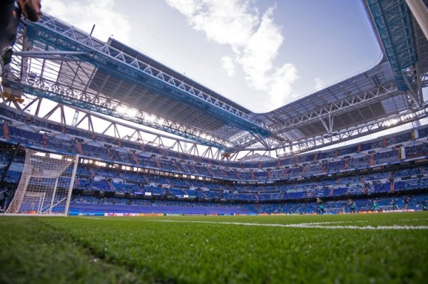 阿斯：皇马决定将圣地亚哥·伯纳乌通顺场改名为伯纳乌