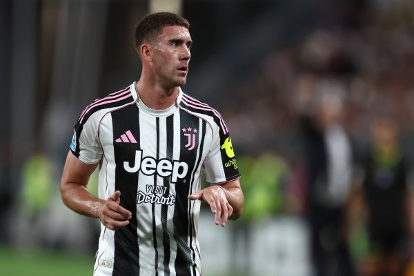 意媒：弗拉霍维奇体检后仅确诊为内收肌疲钝，抹杀了受伤可能