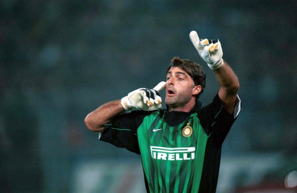 帕柳卡：弗格森曾思签我，但大罗是我生存见过最强球员我不思走