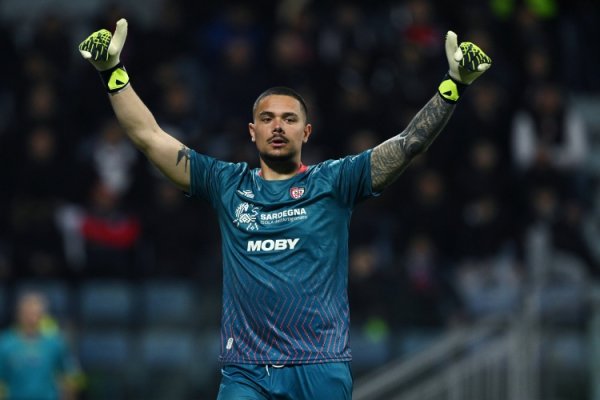 隆戈：AC米兰和国际米兰王人挑升卡利亚里门将卡普里莱